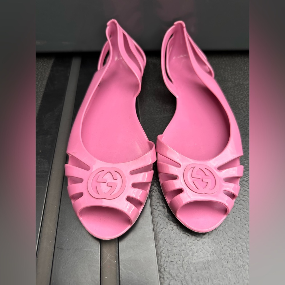 Gucci jelly sandals